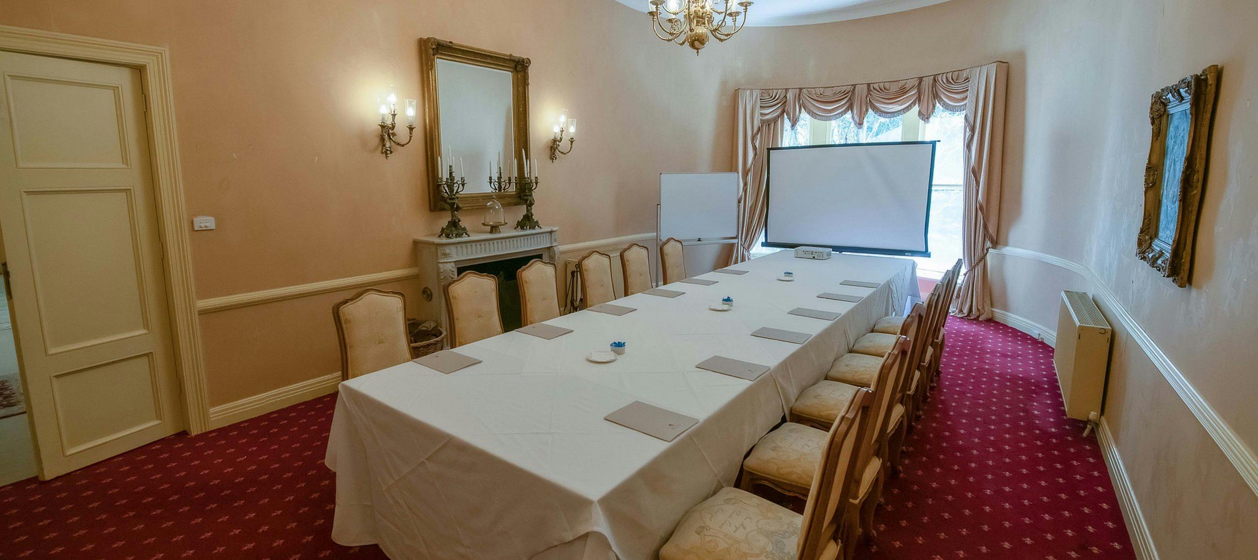 private dining room bg scaled
